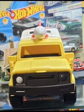 Pizza Planet Truck
